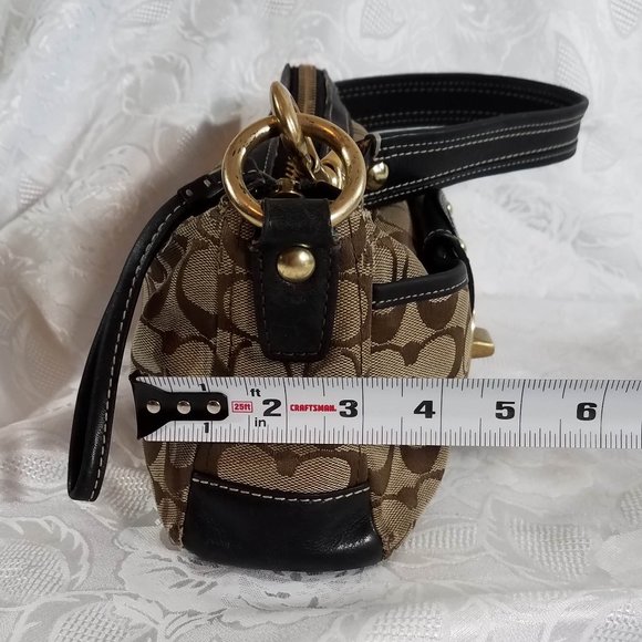 Coach Legacy Signature Khaki purse - Picture 13 of 16